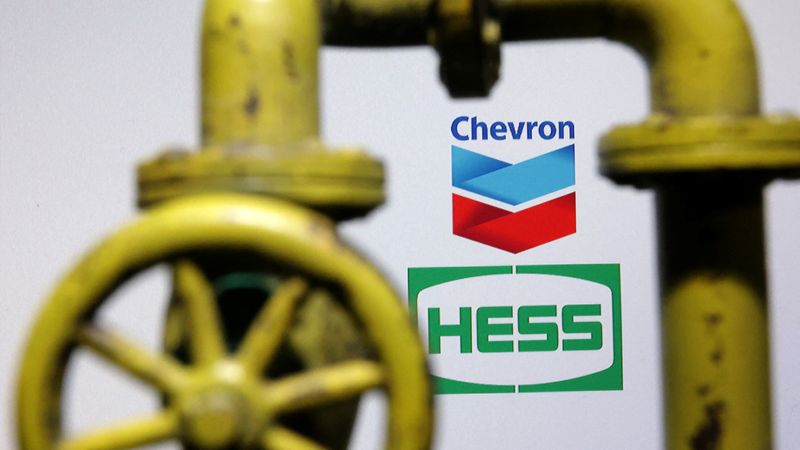 US FTC allows Chevron-Hess deal, bars John Hess from board