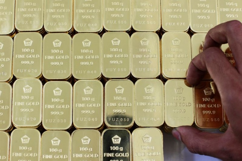 Gold rally likely to ease further - HSBC