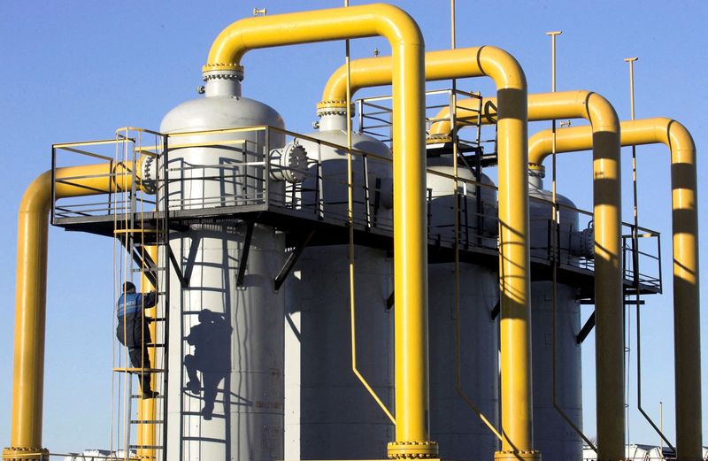 Natural gas futures rise on high demand and limited supply