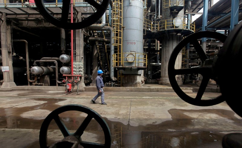 Oil prices flat with Israel-Hezbollah tensions in focus