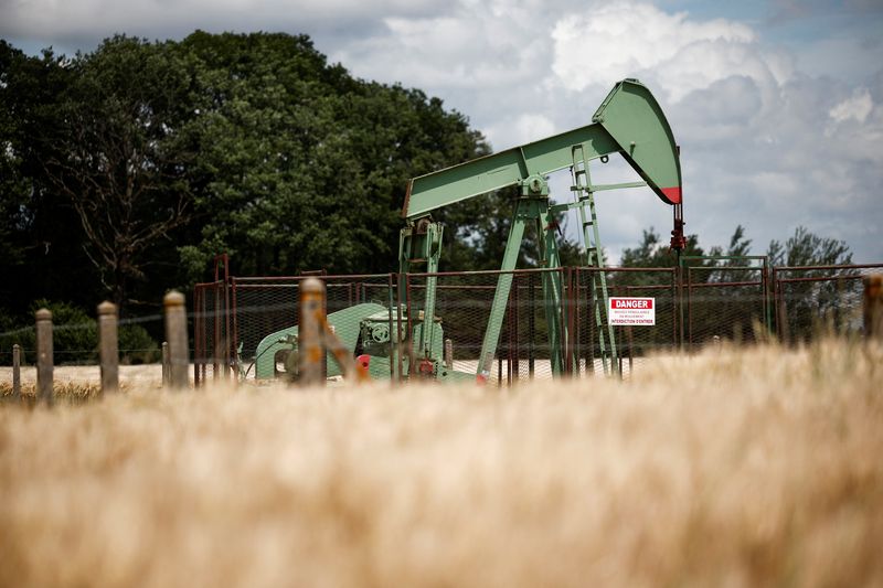 Oil prices slow sell-off as expectations of Fed rate cut grow