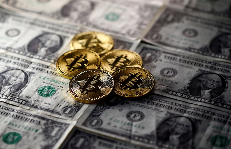 Bitcoin and Dogecoin Correlation Spotlighted by Bloomberg Analyst