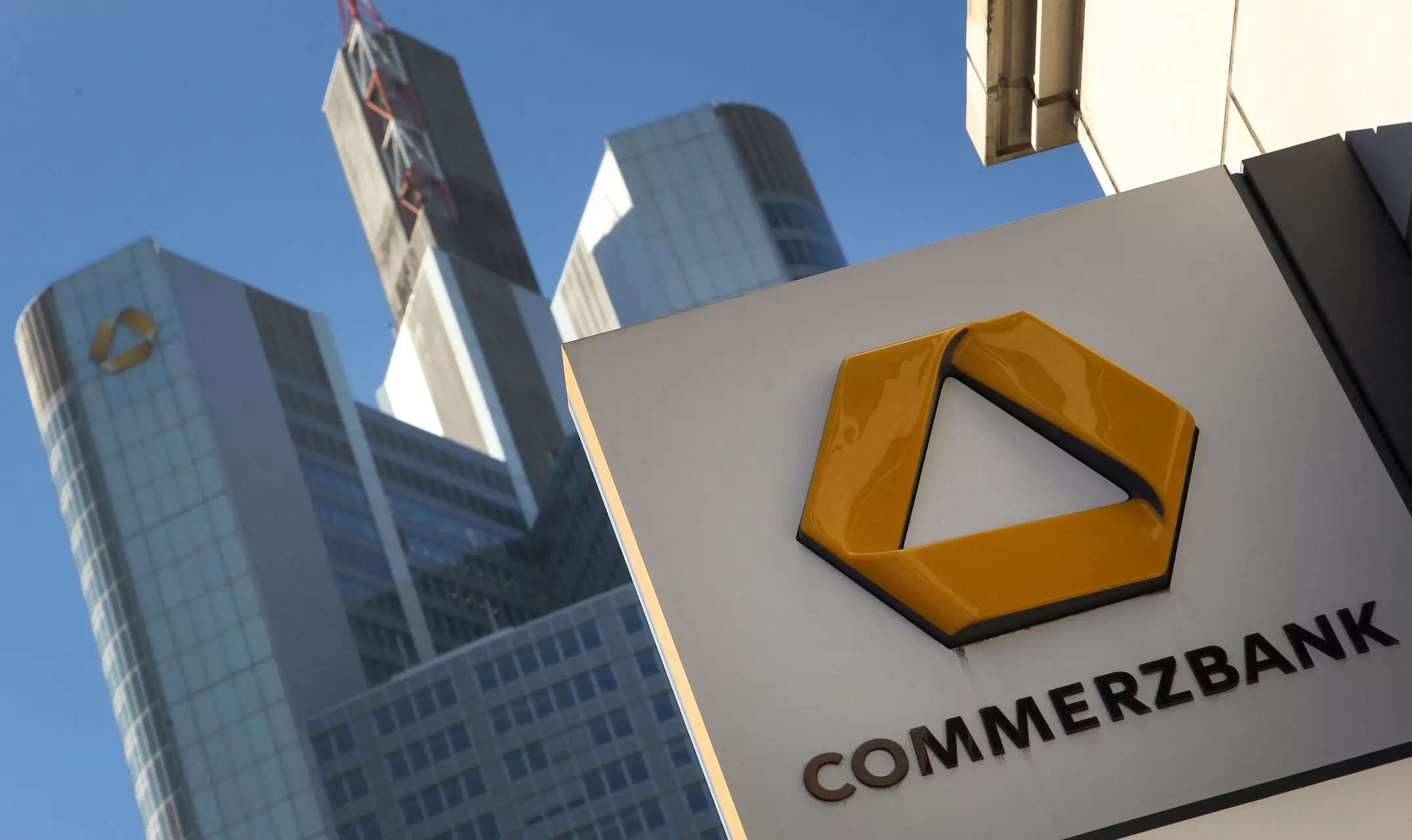 Commerzbank wins crypto custody licence in digital assets push