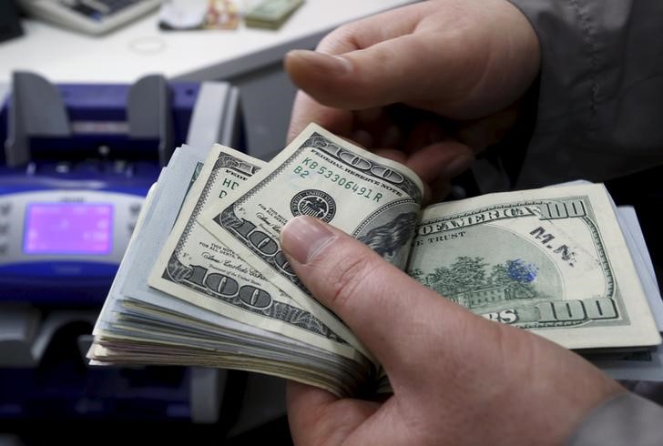 Dollar benefits from safe-haven status amid Middle East turmoil