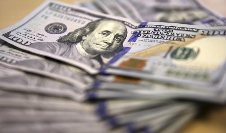 Dollar slips further ahead of key Fed meeting