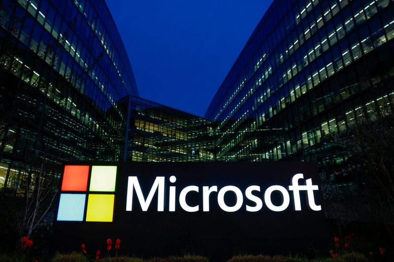 Microsoft denies training AI models on user data