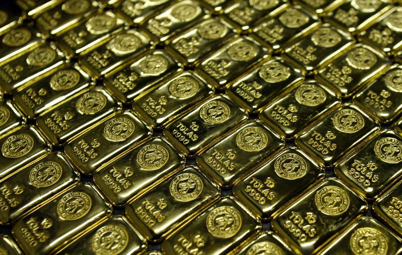 Morning Bid: Bonds and gold begin countdown to US Election Day