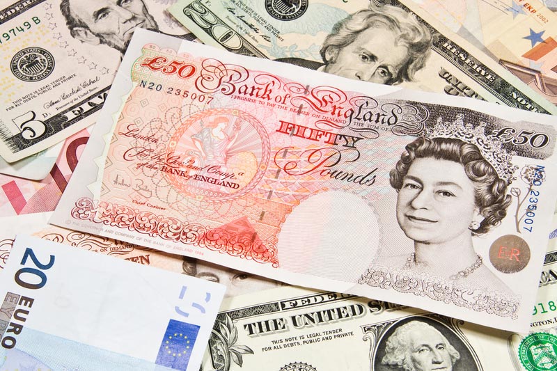 UBS sees stable EUR/GBP with slight GBP advantage