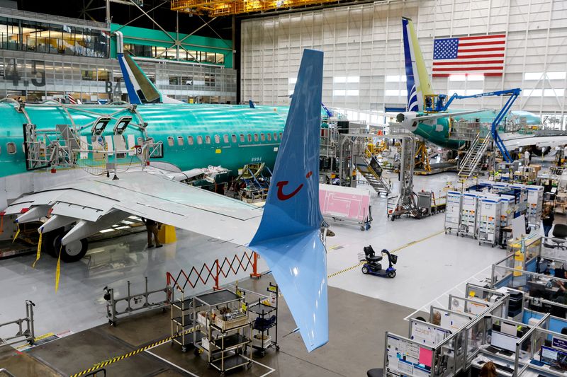 Airbus, Boeing aircraft delivery delays not improving, IATA head says