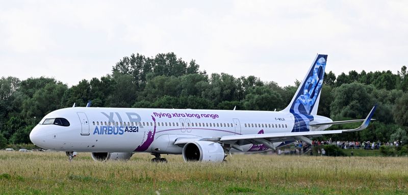 Airbus delivers first A321XLR in new front against Boeing