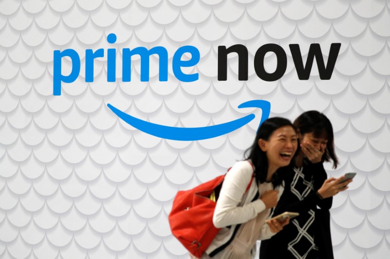 Amazon backs Trump inauguration with $1 million donation