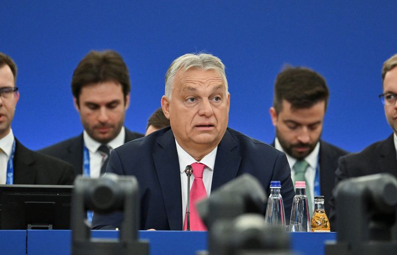 Analysis-Hungary's Orban gears up to be Europe's 'Trump whisperer'