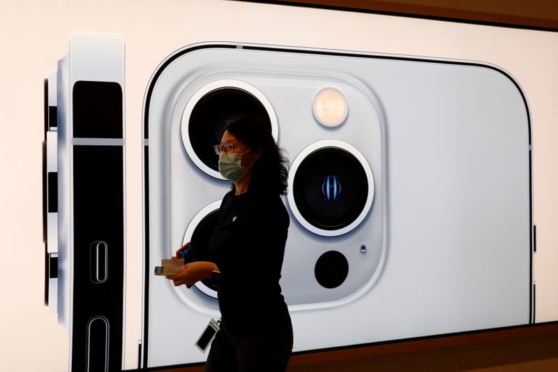 Apple iPhone shipments 'stronger than anticipated': analysts