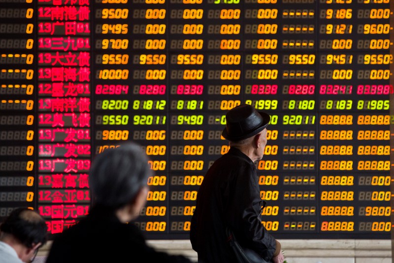 Asia stocks fall as China stimulus disappoints, deflation persists