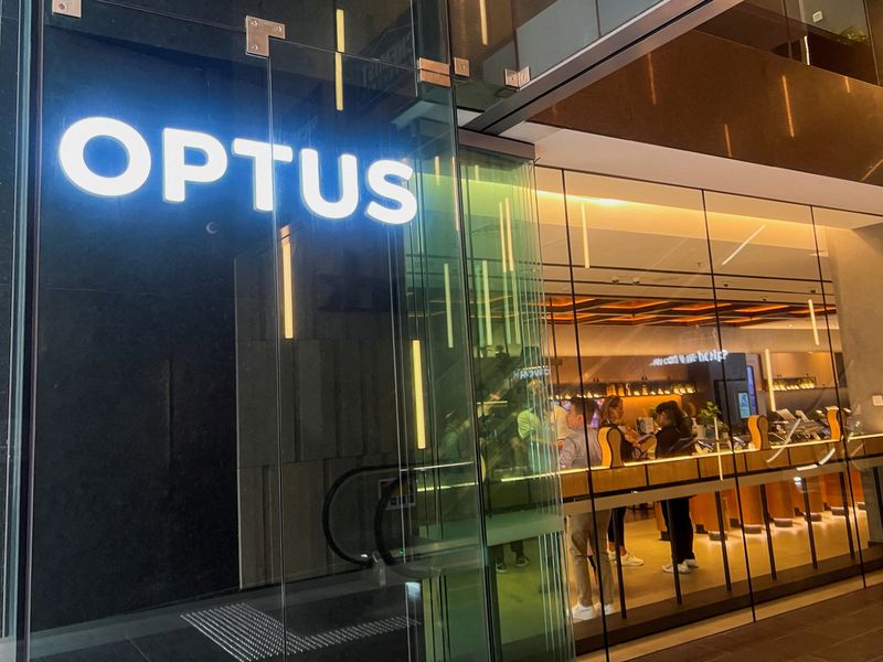 Aussie telecom regulator fines Optus $8 million over emergency services outage