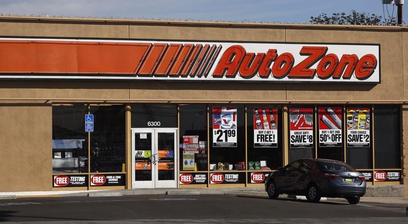 AutoZone reports below-consensus Q1 earnings, slower same-store sales growth