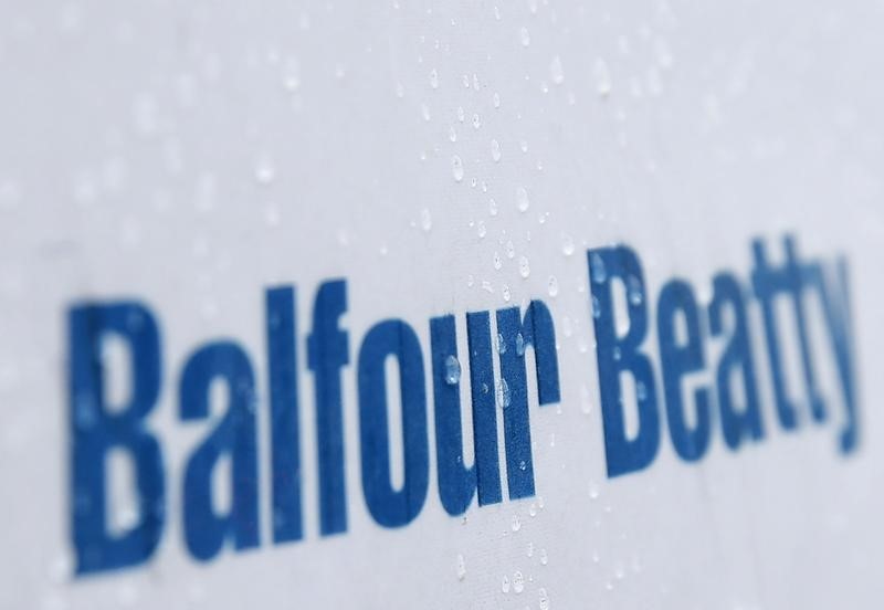 Balfour Beatty slips following mixed trading update