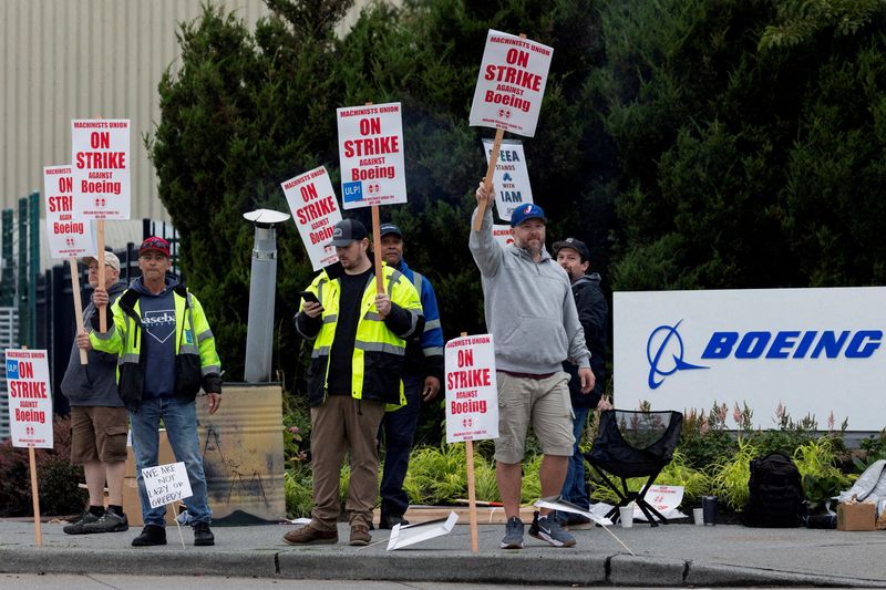 Boeing and striking union negotiators to return to the table on Monday