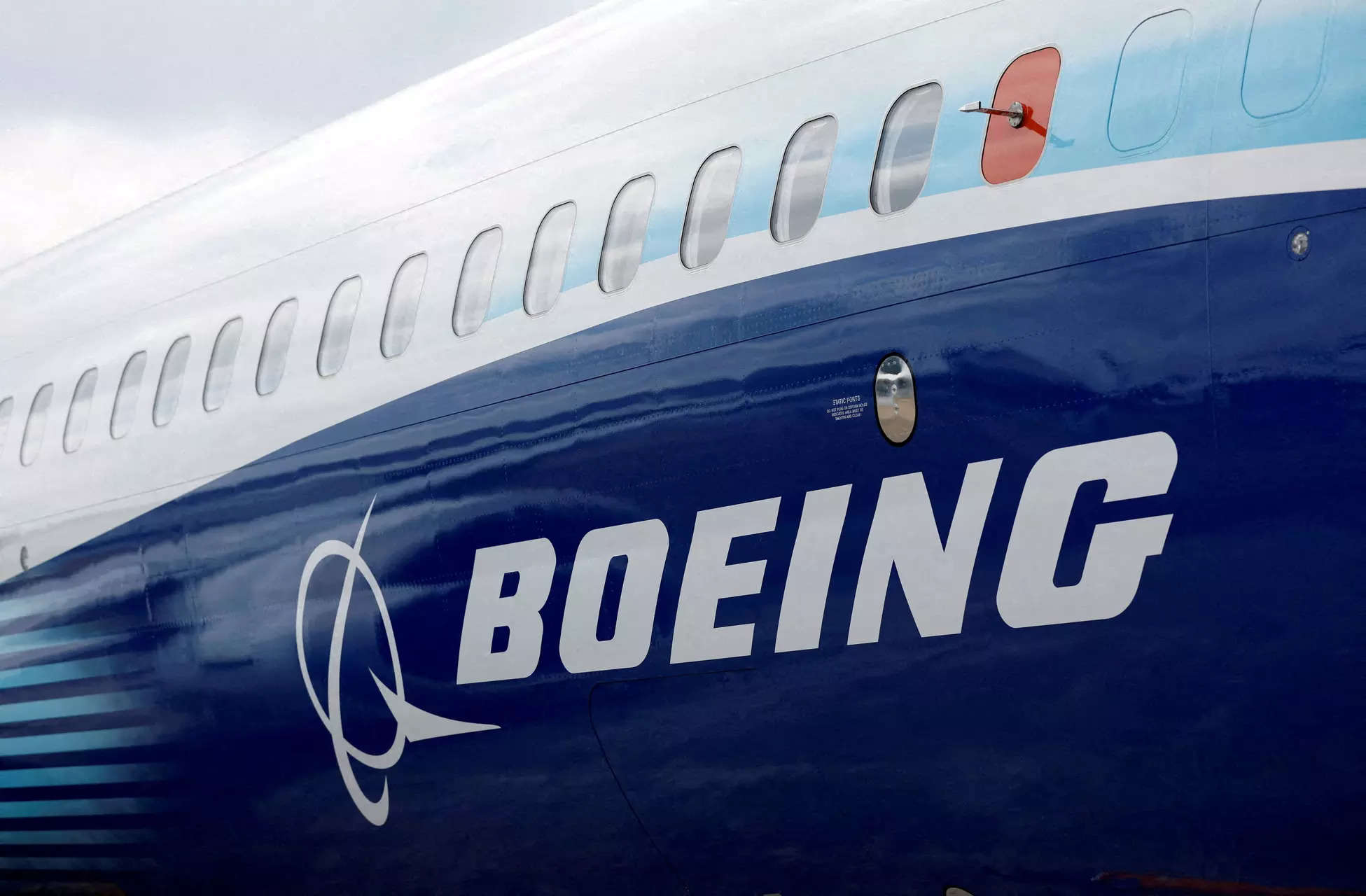 Boeing now sees negative free cash flow in 2024 as deliveries remain sluggish