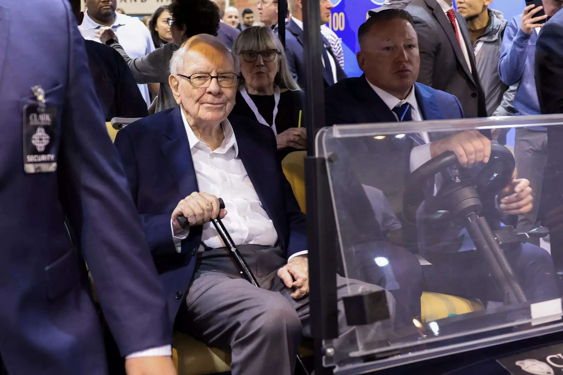 Buffett reassures about Berkshire's future, praises Apple even as he sells it