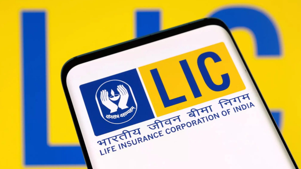 Can LIC's 17% wage hike derail the rally for 29 lakh shareholders?