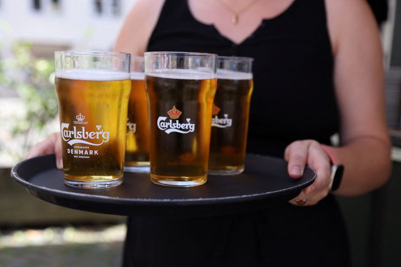 Carlsberg lifts 2024 growth outlook, Q2 sales lag forecasts