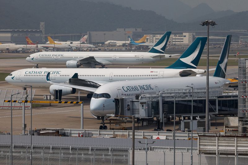 Cathay Pacific buys back warrants from Hong Kong government's 2020 bailout