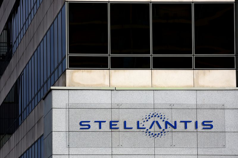 Citi raises Stellantis target, sees near-term recovery hope