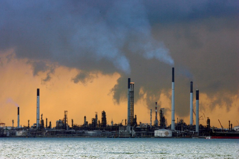 Daqo New Energy stock slips 4% as Q2 results disappoint