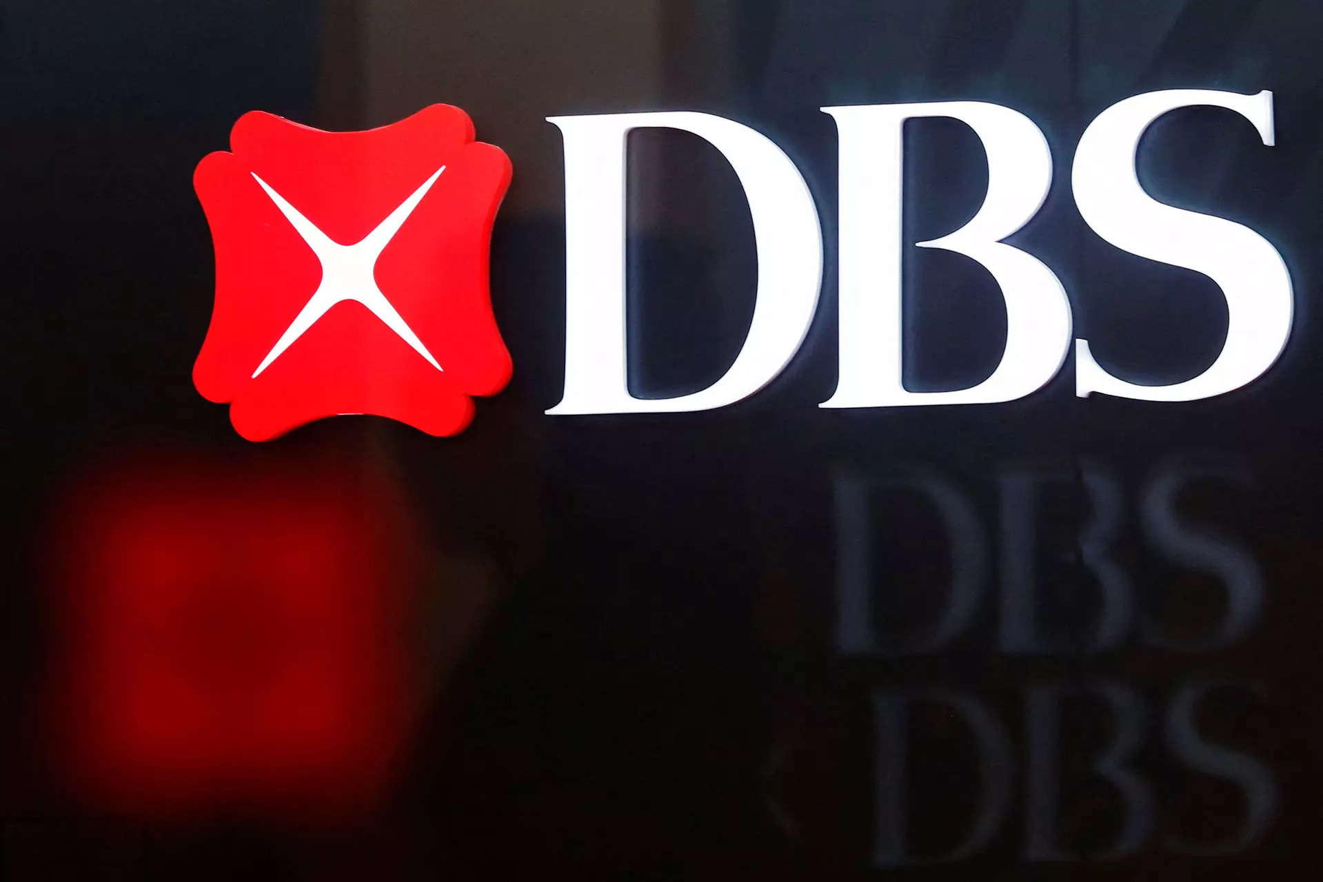 DBS sees net profit rising this year after Q1 beats forecasts