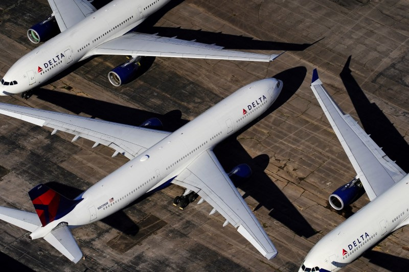 Delta Air sees improvement in unit revenue trends, shares rise