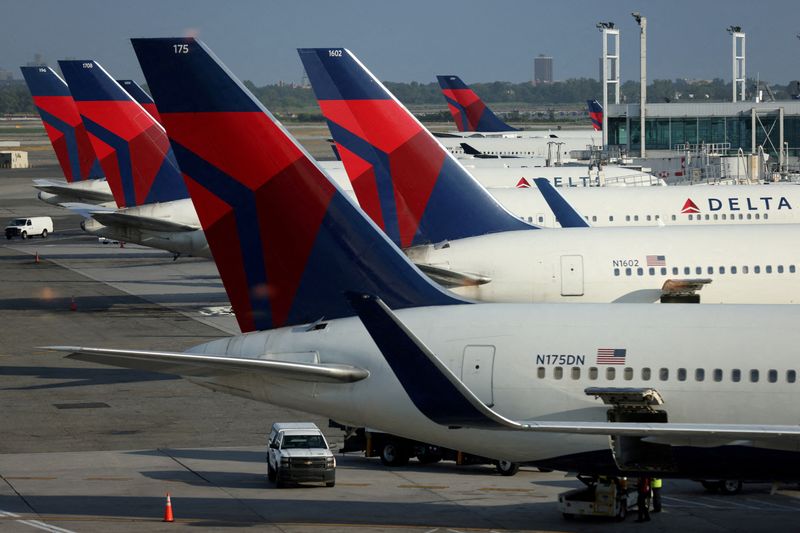 Delta to pause flights between New York and Tel Aviv