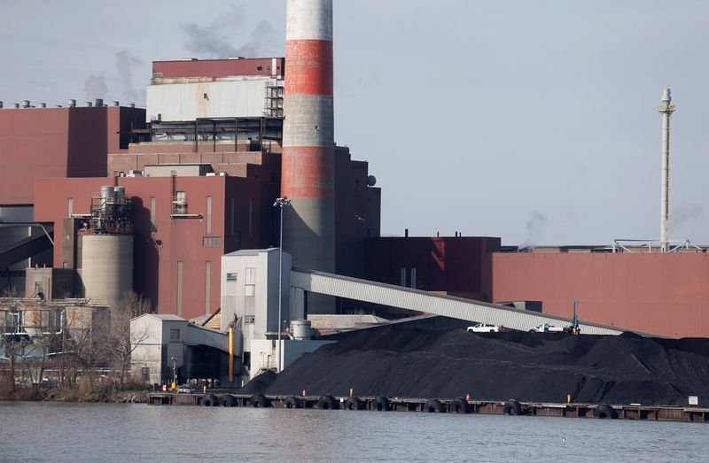 DTE Energy beats quarterly profit estimates, boosted by higher rates