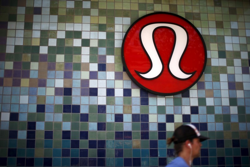 Earnings call: Lululemon reports steady growth amid strategic shifts