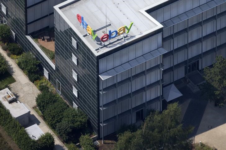 eBay stock tumbles on weak holiday quarter outlook