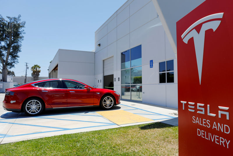Elon Musk donates 268,000 Tesla shares to charities