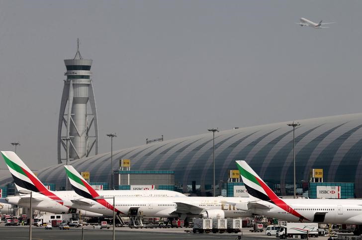 Emirates expands cargo fleet with order for five more Boeing 777 freighters