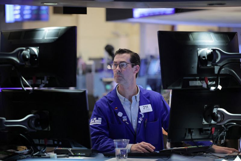 Equity fund outflows, excluding ETFs, surge to $7.8 billion: JPM
