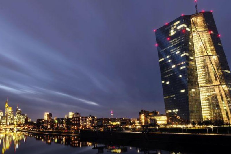 European luxury and auto stocks climb on tariff review news