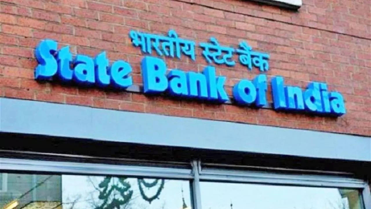 Fitch affirms ratings of SBI and Canara Bank at 'BBB-'