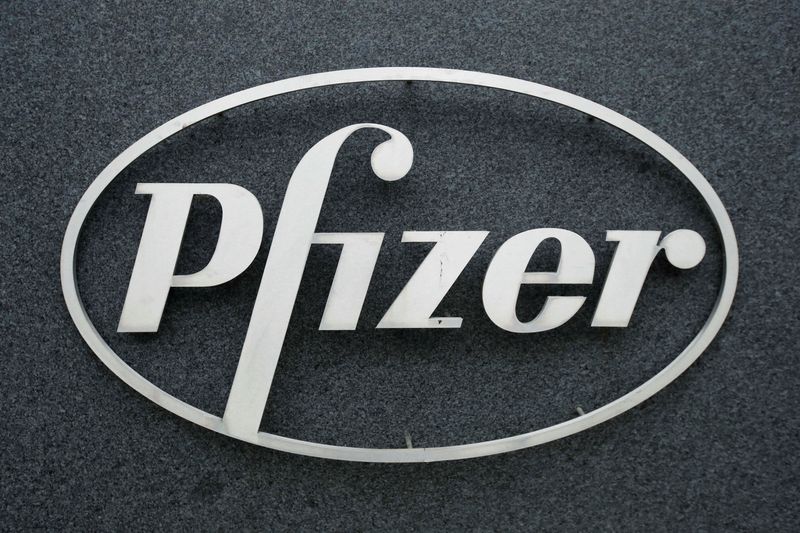 Former Pfizer executives not involved in Starboard's campaign against drugmaker