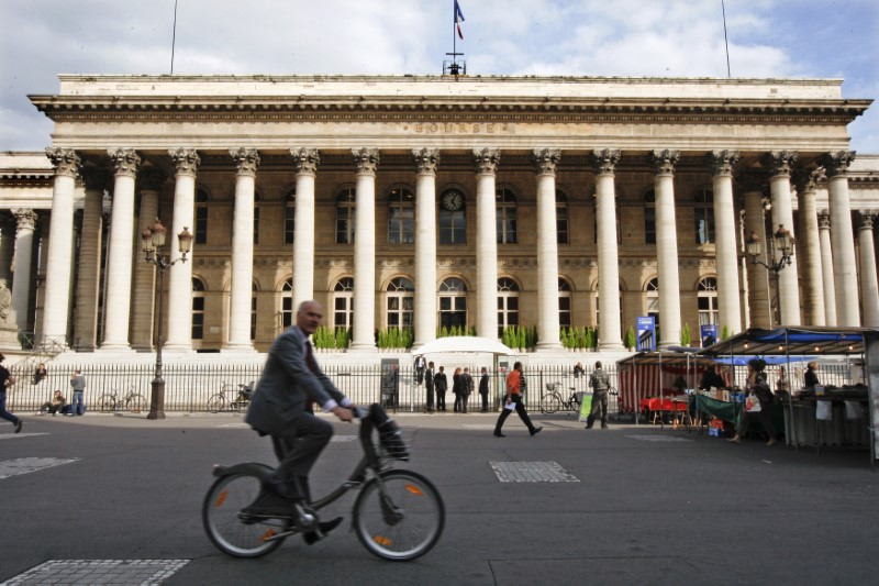 France stocks higher at close of trade; CAC 40 up 0.21%