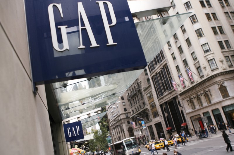 Gap lifts guidance, touts optimism ahead of crucial holiday shopping season