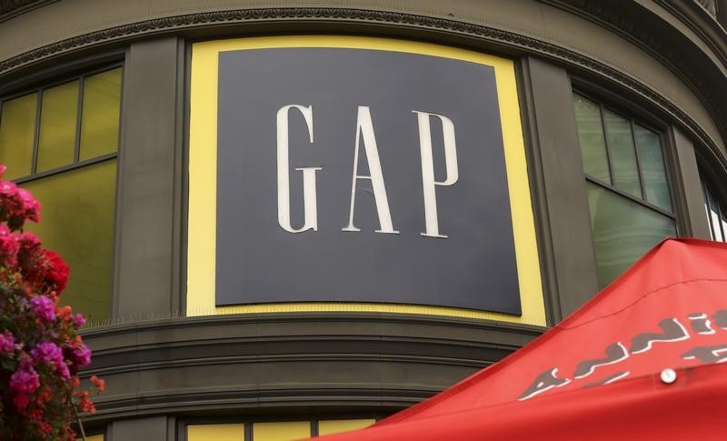 Gap, Ross Stores, Texas Pacific rise premarket;  Intuit and Reddit fall