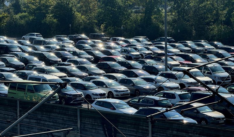 German car industry transformation could cost 186,000 jobs by 2035, study finds