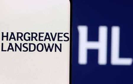Hargreaves Lansdown shares steady as revenue outperforms; net flows miss estimates