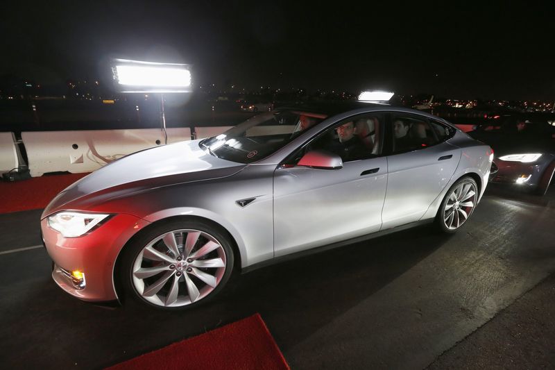 Hedge funds are selling Big Tech, Tesla remains a net short: Jefferies