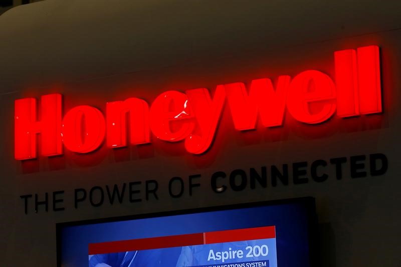Honeywell cuts guidance as Bombardier partnership to lift investment costs