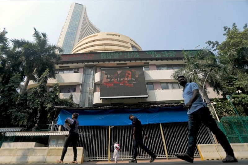 India stocks lower at close of trade; Nifty 50 down 0.02%