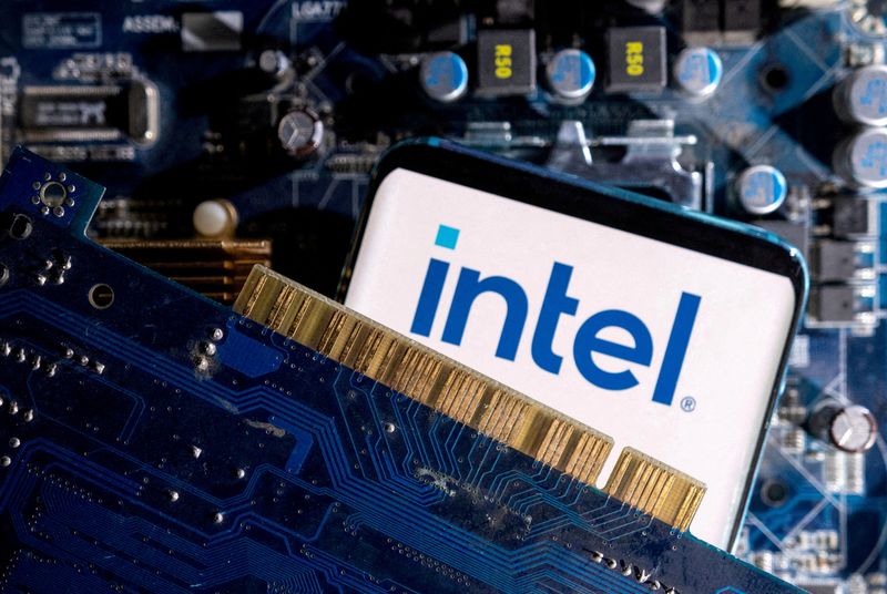 Intel and US to finalise $8.5 billion in chips funding by year-end, FT reports